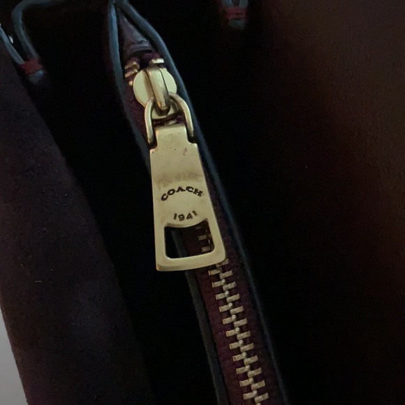 Coach Dreamer Shoulder Bag With Rivets - Picture 10 of 13